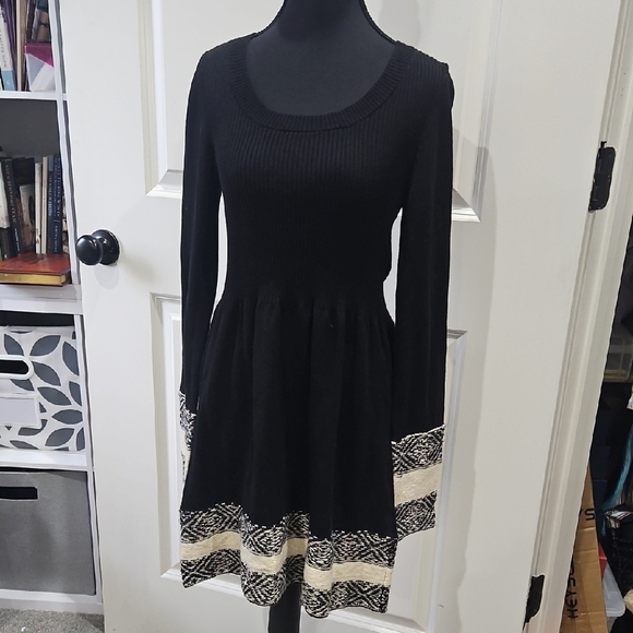 Cloud Chaser Dresses & Skirts - Cloud Chaser Black and Cream Long Sleeve Dress